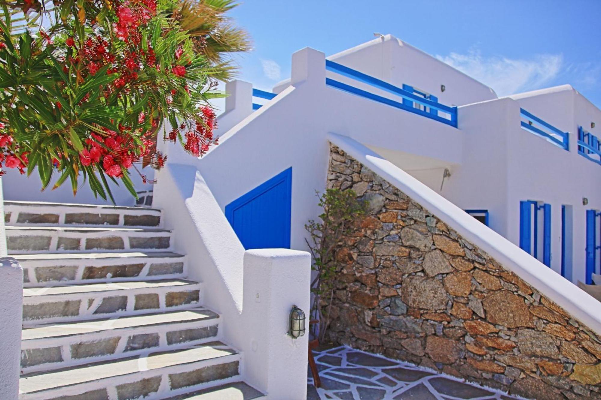 Maganos Apartments Paraga  Buitenkant foto