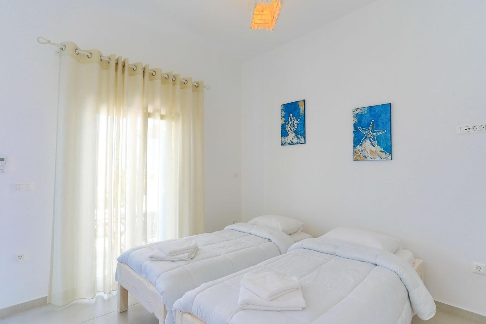 Maganos Apartments Paraga  Buitenkant foto