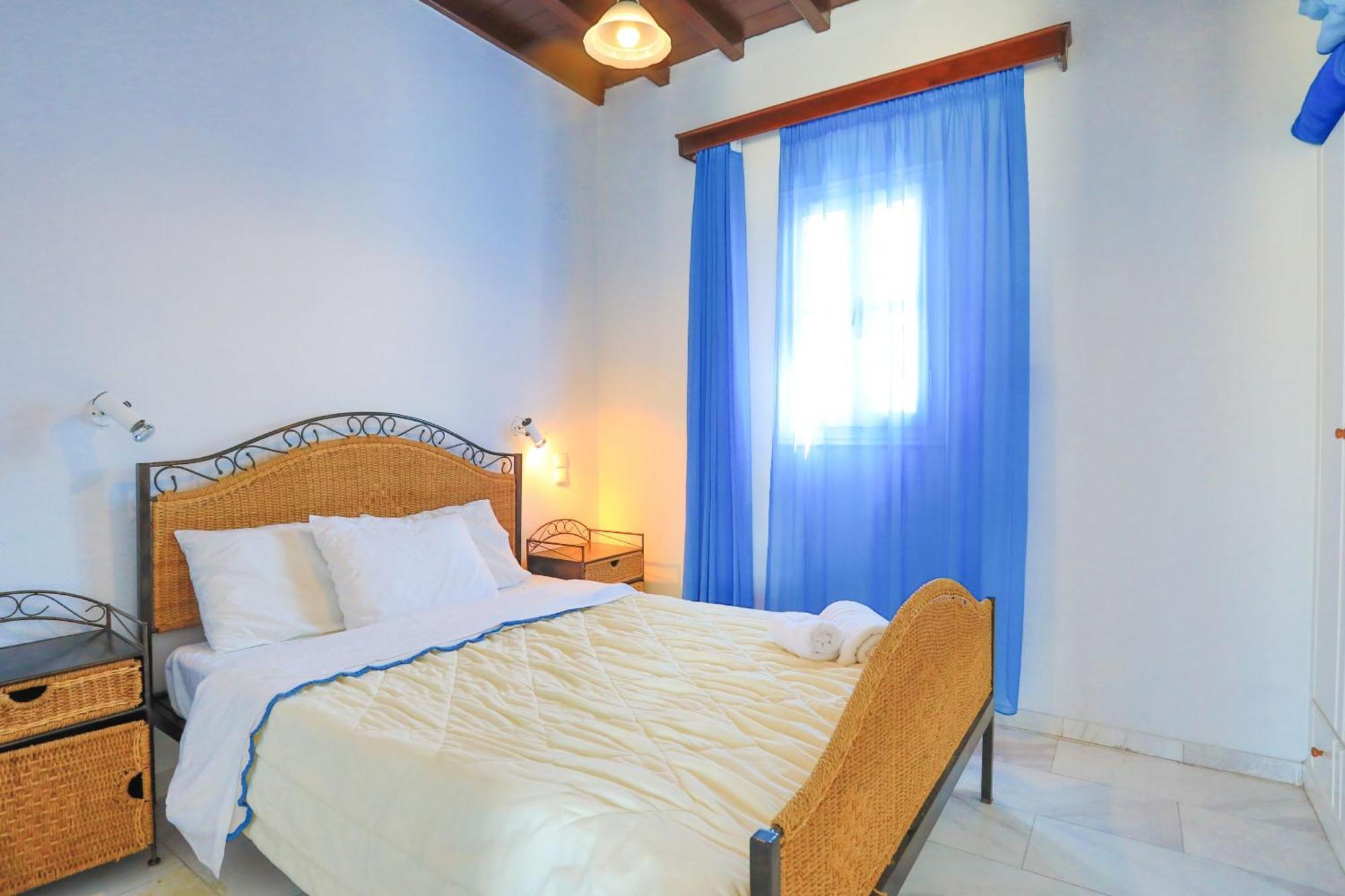 Maganos Apartments Paraga  Buitenkant foto